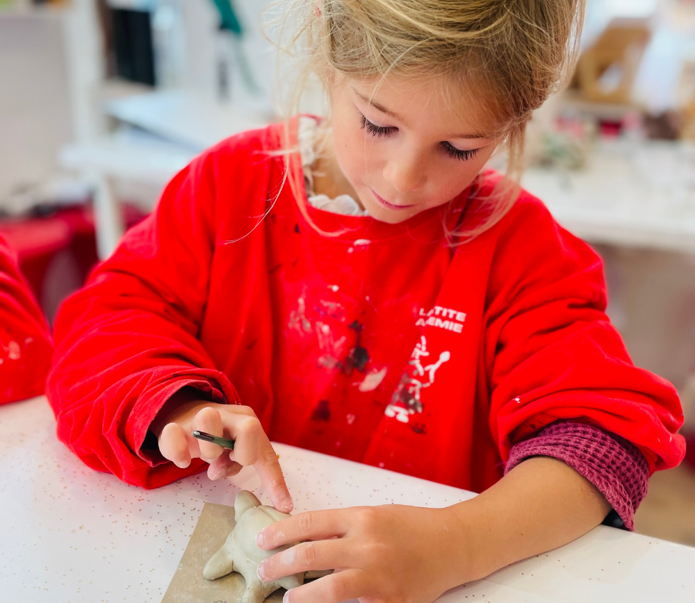 Cours ateliers anniversaires enfants dessin peinture sculpture
